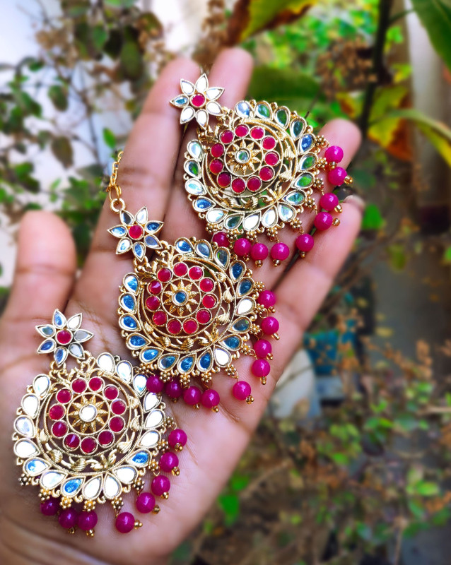 Pink mirror earring with maangtika
