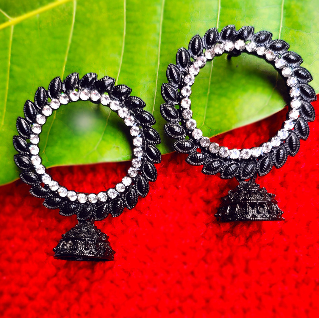 Charcoal Bloom Charms