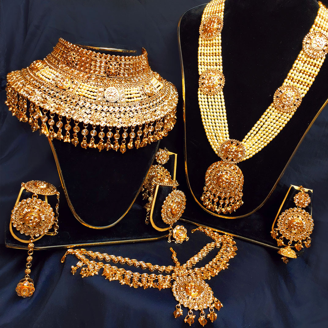 Heritage Temple Gold Bridal Jewellery Set – Antique Finish Royal Collection